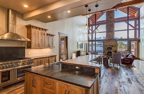 Breckenridge House | The Observatory by Great Western Lodging