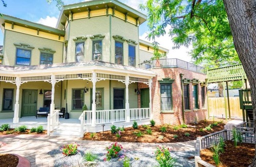 Five Points Hotel | The Outlaw's Hideout - Curtis Park Club - RiNo