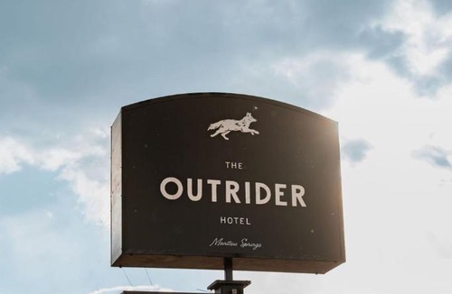 Manitou Springs Hotel | The Outrider Hotel