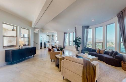 North Mountain House | The Overlook at Cinnabar Canyon