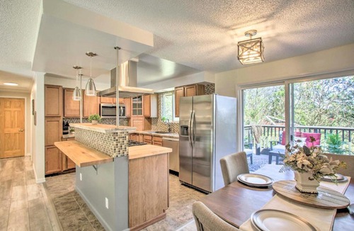 Nine Mile Falls Apartment | The Overlook Gem: Stunning Views & Serenity Awaits