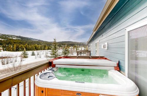 Big Sky Apartment | The Overlooker, Apt A11