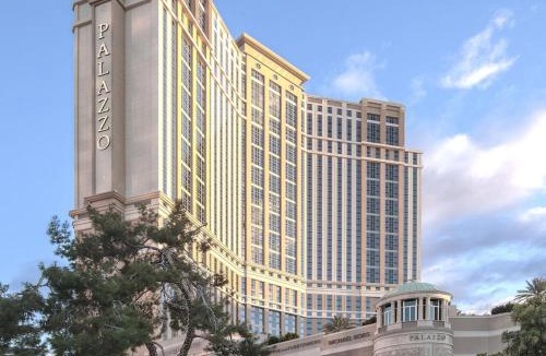 Las Vegas Hotel | The Palazzo at The Venetian Resort Hotel & Casino by Suiteness