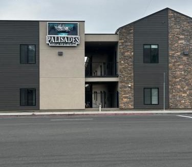 Big Pine Apartment | The Palisades Lodge of Big Pine