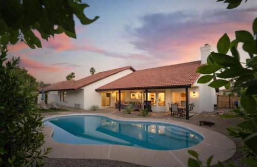 Mesa House | The Palm Court