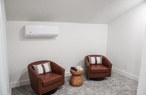 Wallace House | The Pines- Your Luxury Wallace Adventure Base