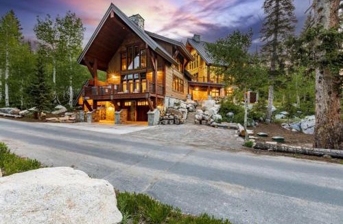 Salt Lake Mountain Resorts House | The Porcupine Lodge