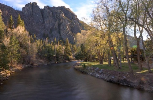 Fort Collins House | The Poudre River Ranch I Luxury Retreat