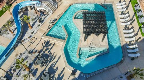 St. George House | The Retreat at Coral Springs Resort