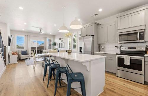 Washington Fields House | The Retreat Resort Amenities New Listing