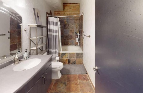 Rio Grande Apartment | The Salt Flat - Salt Lake City