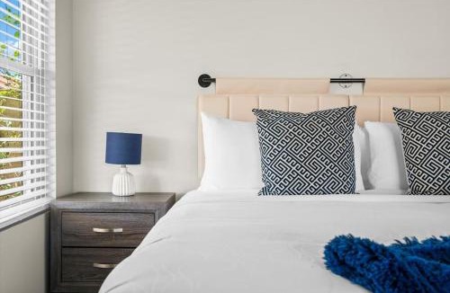 Paradise Valley Village House | The Scottsdale Blue: Pool + Spa + Pickleball/Basketball Court + Games + More