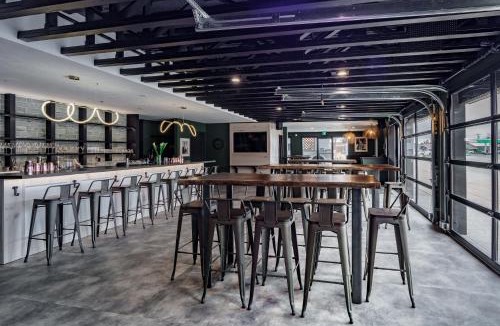 Cody Hotel | The Scout INN