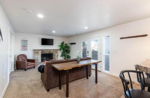 Cottonwood Heights House | The Shredder's Shanty - Close to Ski Resorts