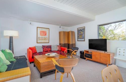 Marine Terrace House | The Silver Lady
