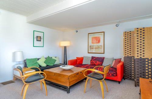 Marine Terrace House | The Silver Lady
