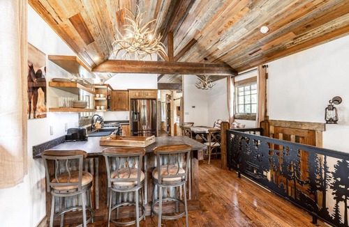 Whitefish House | The Stalls at Whitefish