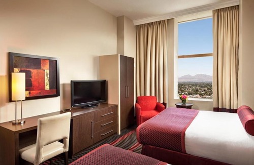 Gateway District Resort | The STRAT Hotel, Casino & Tower