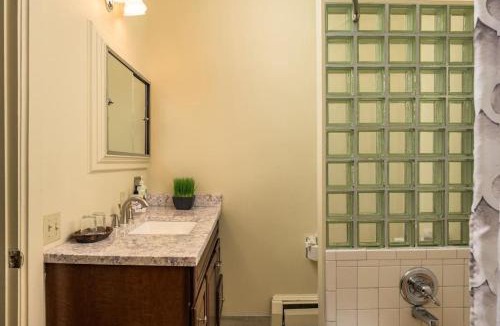 Five Points Bed & Breakfast | The Tabor Room - Queen Anne Bed & Breakfast