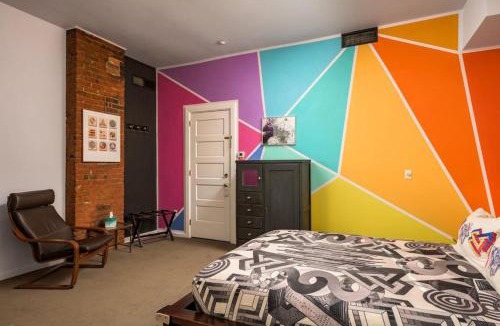 Five Points Bed & Breakfast | The Tower Room - Queen Anne Bed & Breakfast