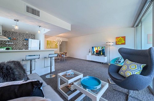 Uptown Design District Hotel | The Twist Palm Springs