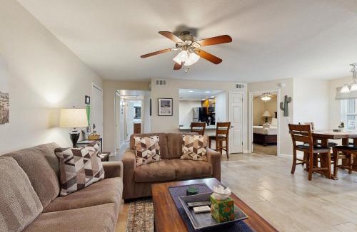 Paradise Valley Village House | The Village at Stone Creek Unit 130