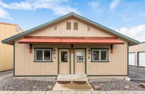 West Yellowstone Apartment | The Yellowstone Hideaway Unit A Cozy 1-Bedroom Yellowstone Hideaway, 1 Minute from Yellowstone Park!