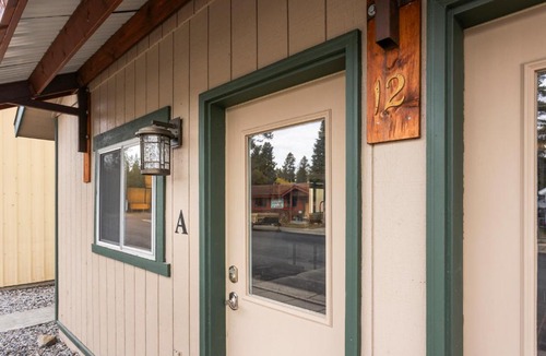 West Yellowstone Apartment | The Yellowstone Hideaway Unit A Cozy 1-Bedroom Yellowstone Hideaway, 1 Minute from Yellowstone Park!
