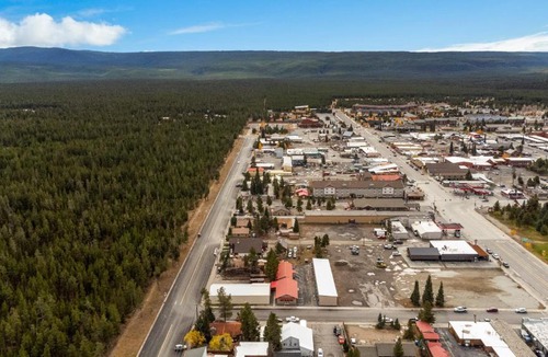 West Yellowstone Apartment | The Yellowstone Hideaway Unit C