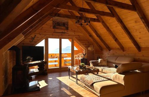 Cetinje House | theNest