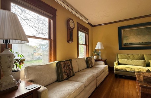 University District Bed & Breakfast | This Old Frat House Boutique Guest