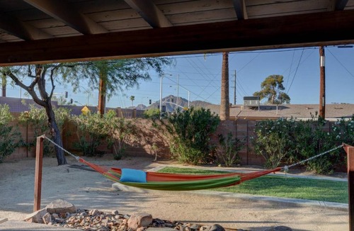 Hy-view Bed & Breakfast | Three-Bedroom House in Central Scottsdale