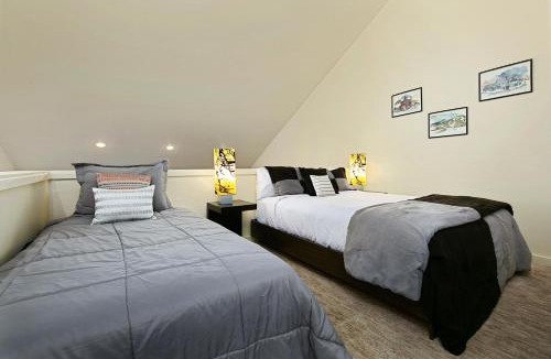 North Park City Apartment | Three Kings by White Pines