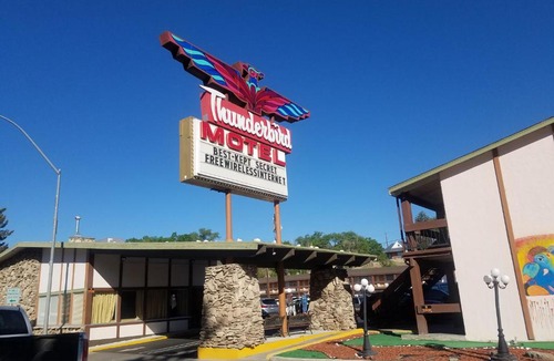 Elko Hotel | Thunderbird Motel