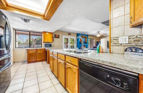 Raskin Estates House | Thunderbird Retreat
