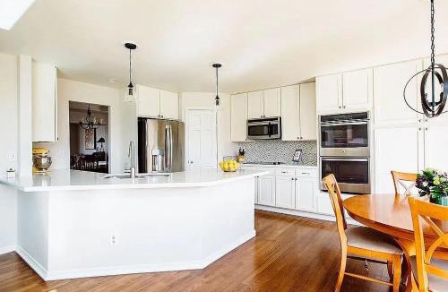 Fort Collins House | Tiller House - Durango Room