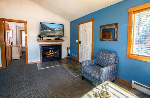 Estes Park Ski Chalet | Timber Creek Chalets- 8 chalet