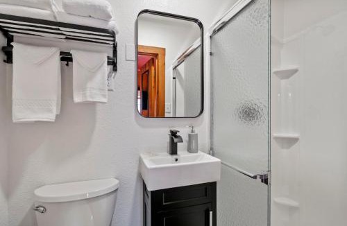 Colorado Springs House | Timber Lodge #23