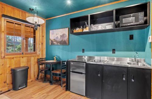 Colorado Springs House | Timber Lodge #29