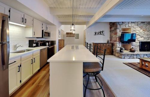 Snowmass Village House | Timberline Condominiums 1 Bedroom Standard Unit A1B