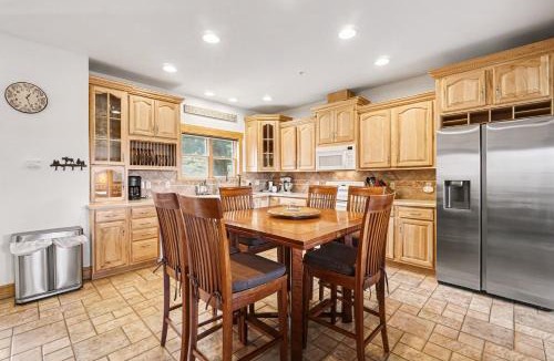 Estes Park Apartment | Timberline Haven S3 condo
