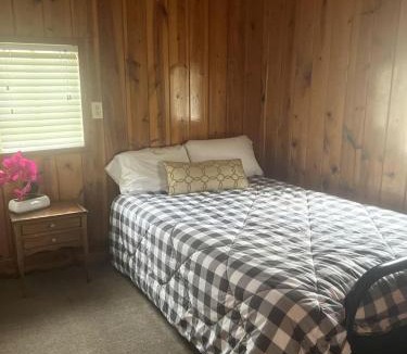 Rapid City House | Tiny Cabin with Beautiful Lake Views in Rapid City, South Dakota