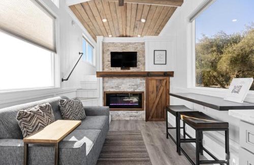 Lindsay House | Tiny Home | Lewis Ranch 1