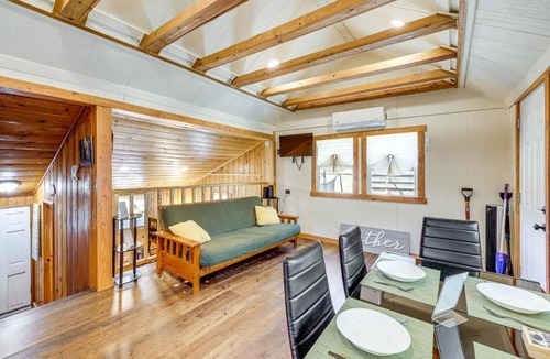 Arrowhead Villas Apartment | Tiny Home w/Deck & Mtn Views in Lake Arrowhead!
