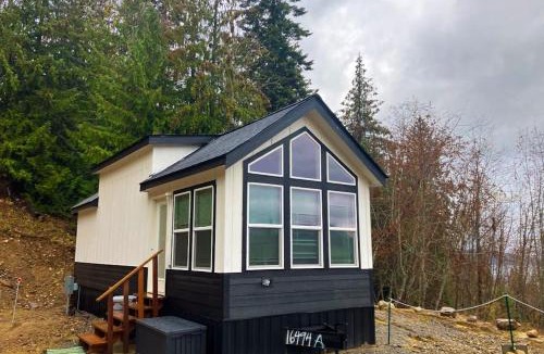 Sandpoint Apartment | Tiny Lake Retreat
