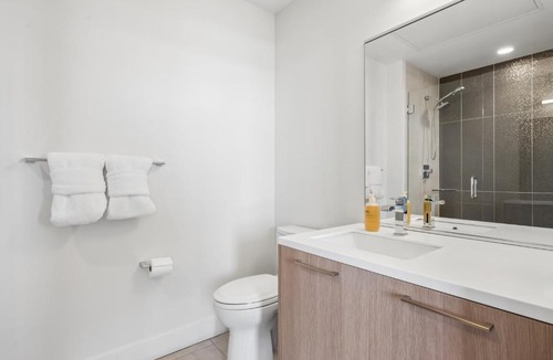 Highland House | Top Floor | 1BR Corner Loft | LoHi Denver | Dog-Friendly