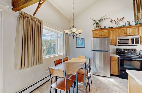Wildernest Condo | Top-floor condo with mountain views, easy skiing, balcony & hiking