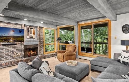 Snowmass Village Apartment | Top of the Village