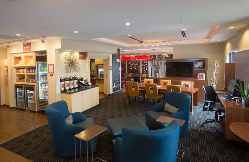 Lincoln Hotel | TownePlace Suites by Marriott Lincoln North