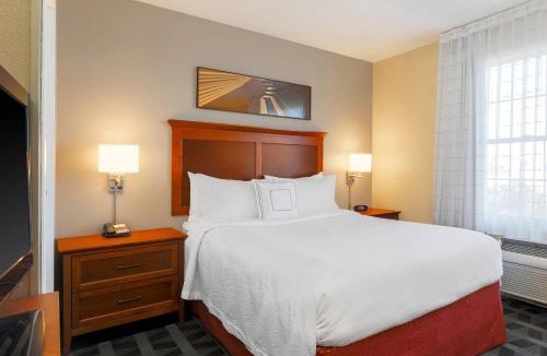 Yuma Hotel | TownePlace Suites by Marriott Yuma